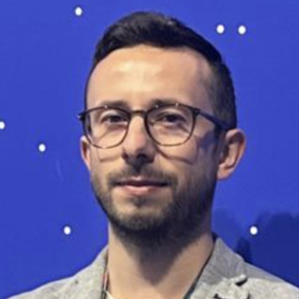 <Michele Grossi